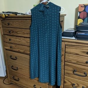 Green Sleeveless Dress